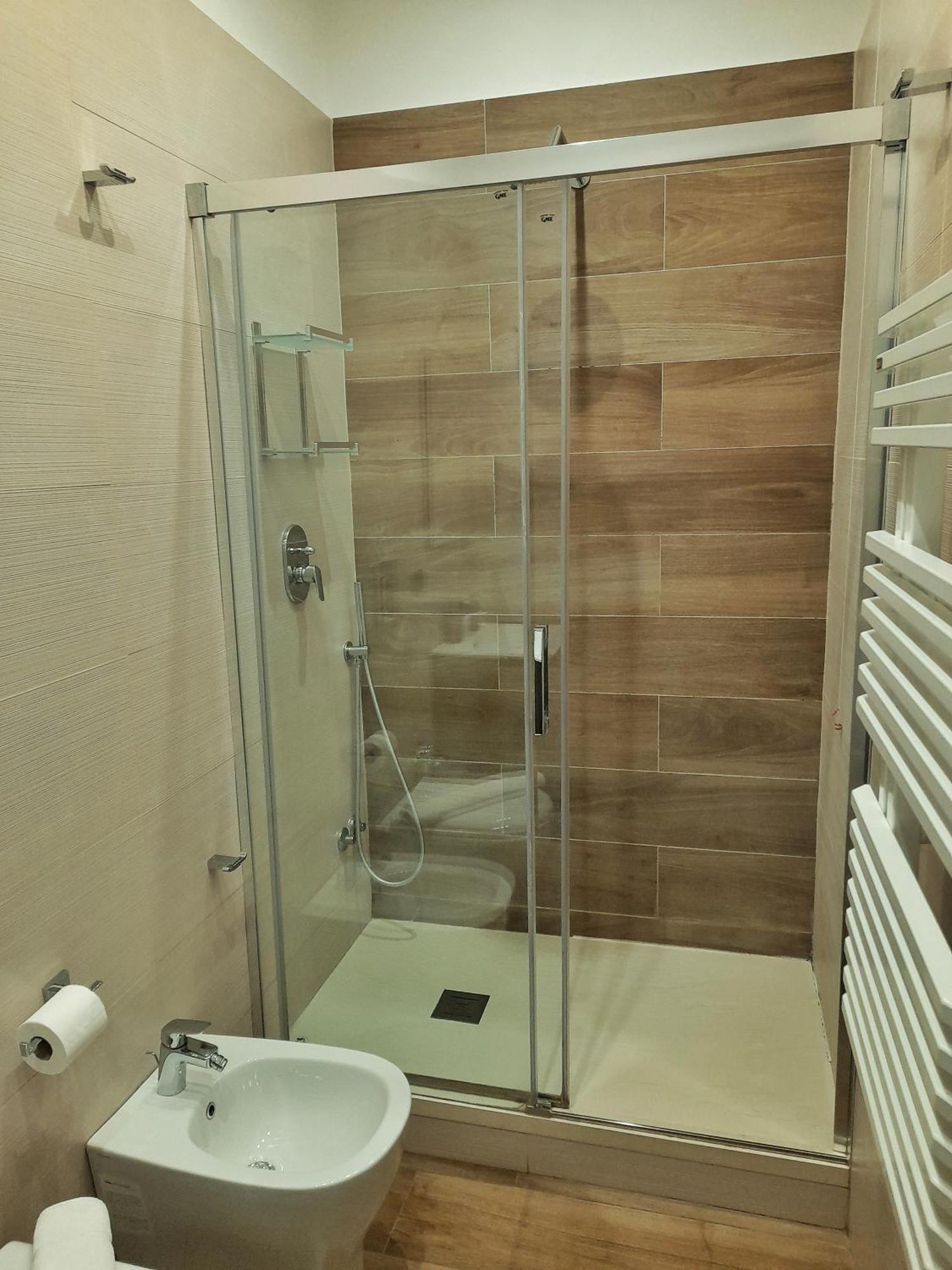 B&B Il Ritratto ซาแลร์โน ภายนอก รูปภาพ