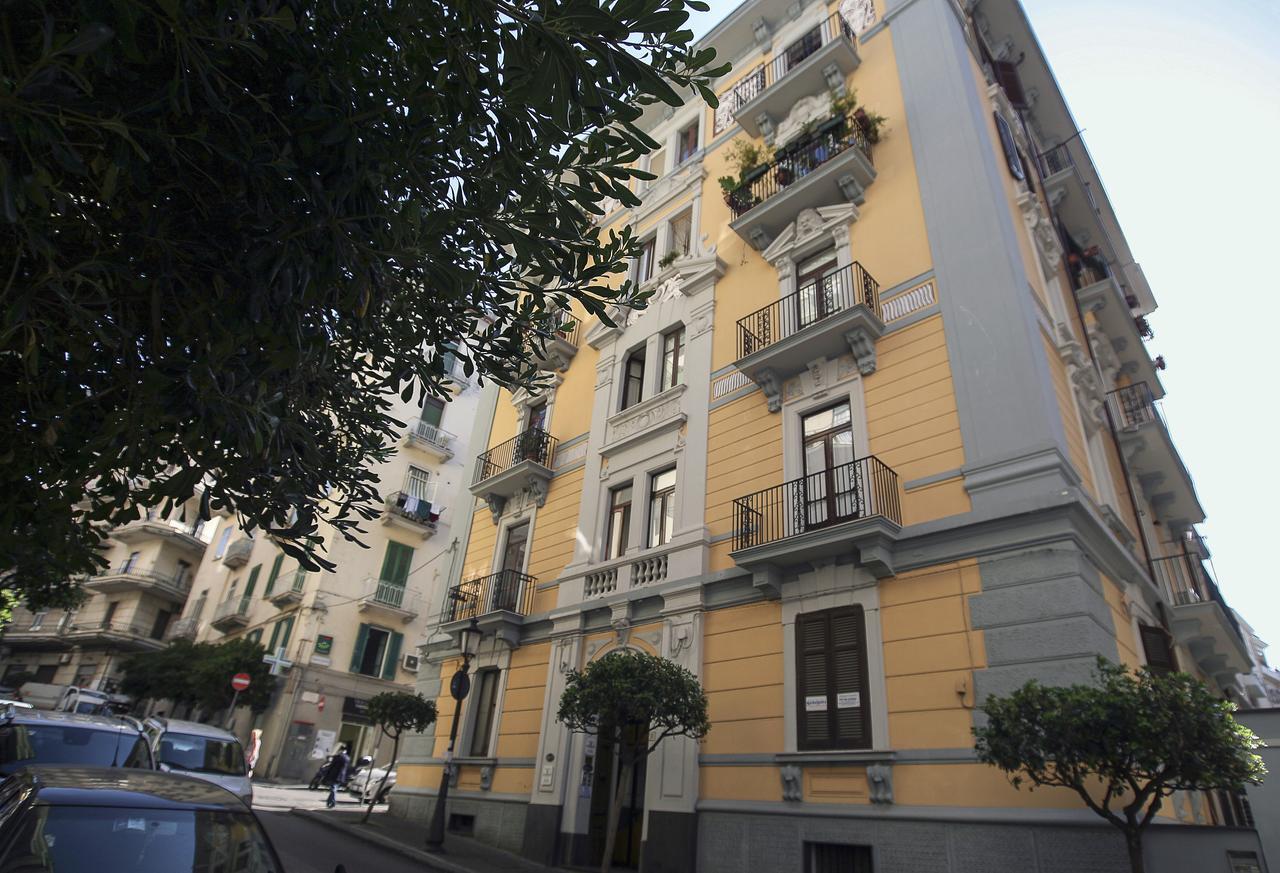 B&B Il Ritratto ซาแลร์โน ภายนอก รูปภาพ
